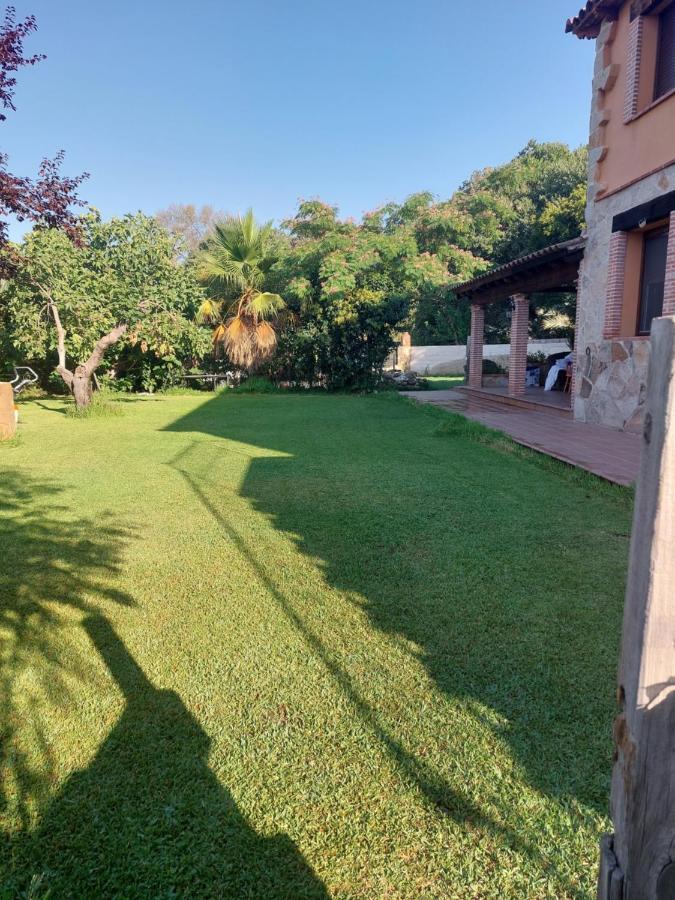 Higueras Y Olivos Villa Candeleda Ngoại thất bức ảnh
